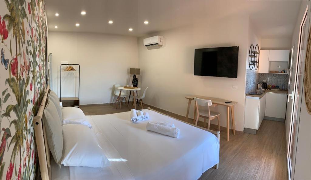 Donna Luisa-Catania Charming Apartment Exterior foto