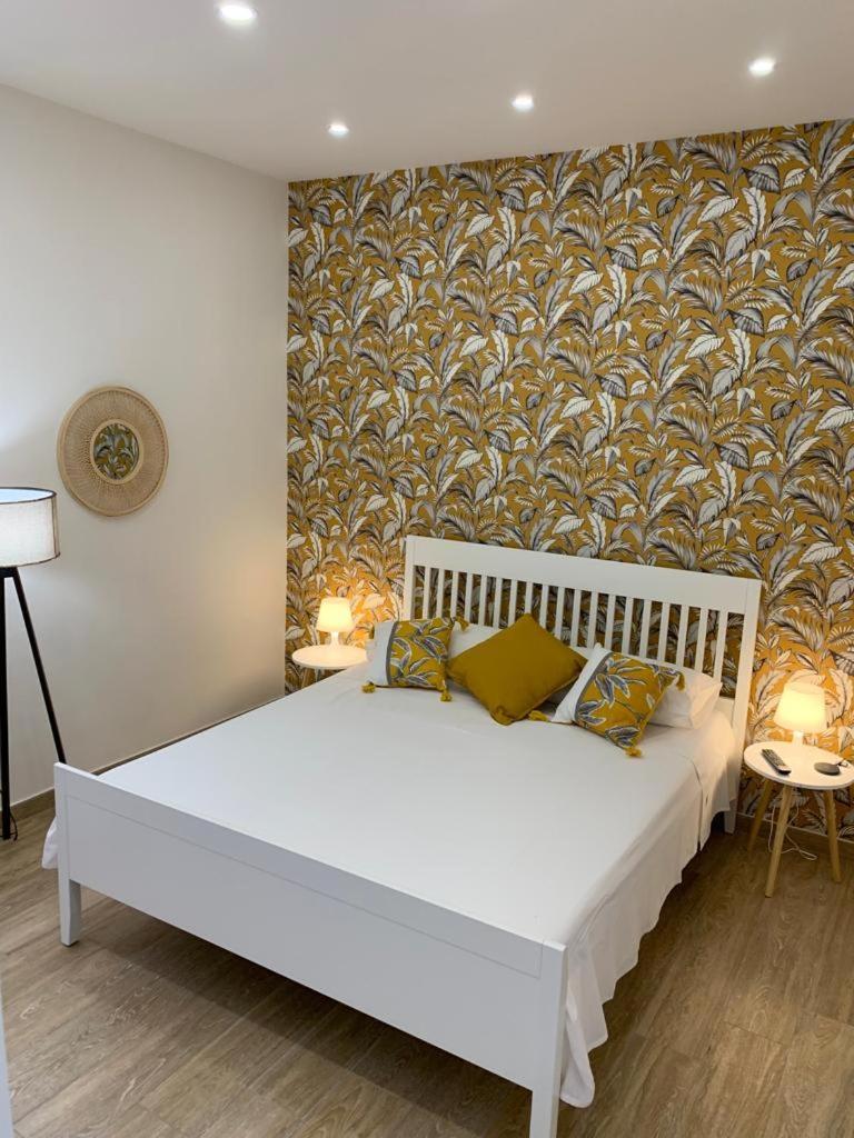 Donna Luisa-Catania Charming Apartment Exterior foto